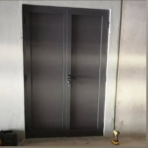 Puertas Batientes de Aluminio - 12